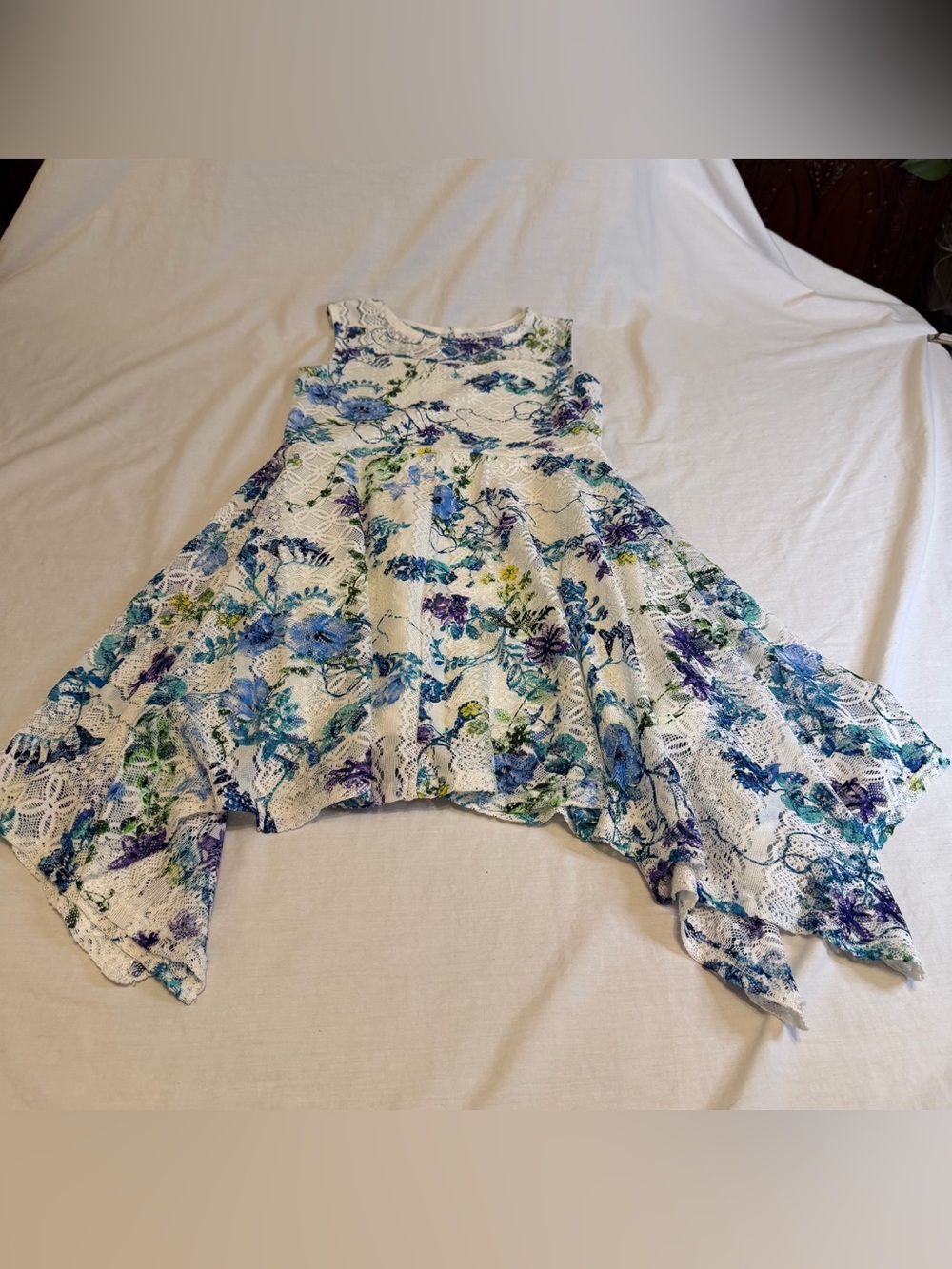 Girls' White and Blue Floral Lace Handkerchief Hem Dress size 12